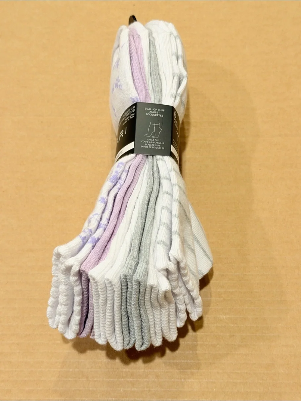 Tahari Women’s Assorted Ankle Socks Lupine/ Lavender/ White/ Grey Size 6 Pairs